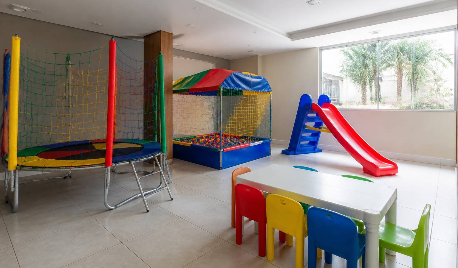 O brinquedo é higienizado e vistoriado antes de sair para Alvorada